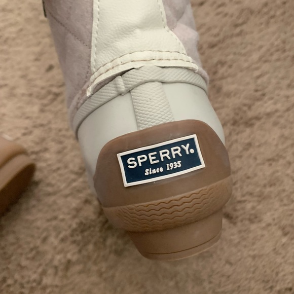 Sperry duck boots/ winter boots - Picture 5 of 8